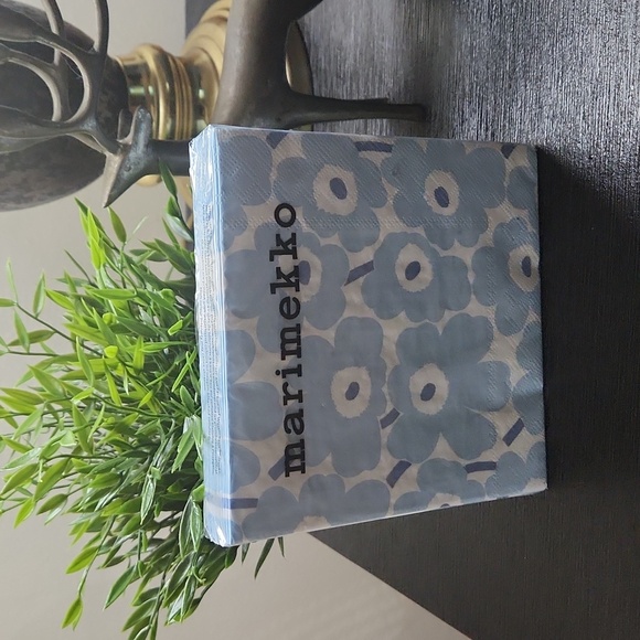 Marimekko Mini Unikko light Blue Lunch paper Napkins - Picture 2 of 3